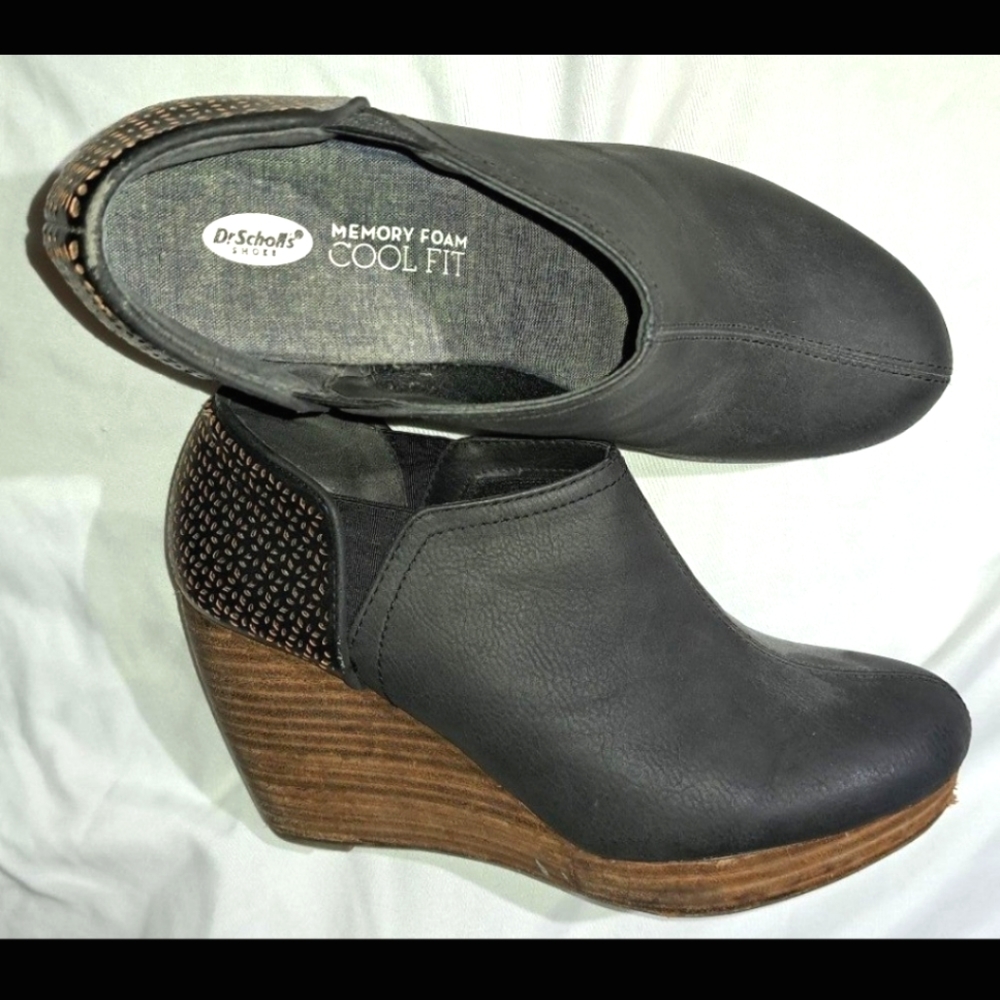 Dr Scholls Harlow Wedge Bootie Size 8